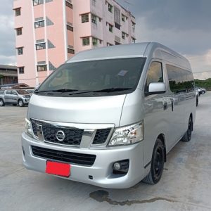 2017 NISSAN COMMUTER 2WD MT